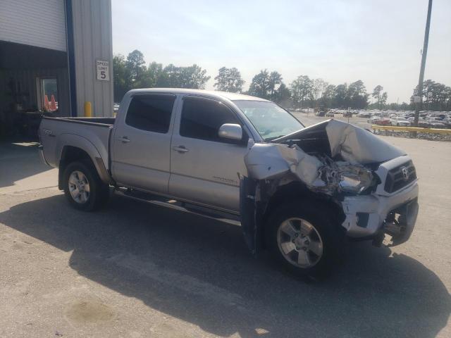 3TMJU4GN7DM155651 - 2013 TOYOTA TACOMA DOUBLE CAB PRERUNNER SILVER photo 4