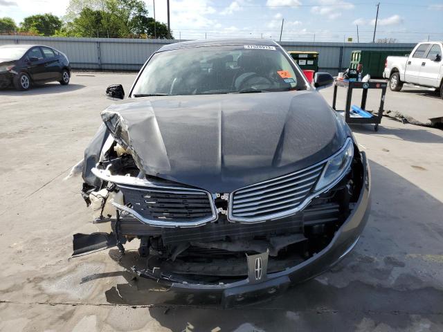 3LN6L2G97GR633814 - 2016 LINCOLN MKZ GRAY photo 5