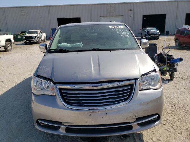 2C4RC1CG1GR283652 - 2016 CHRYSLER TOWN & COU TOURING L SILVER photo 5