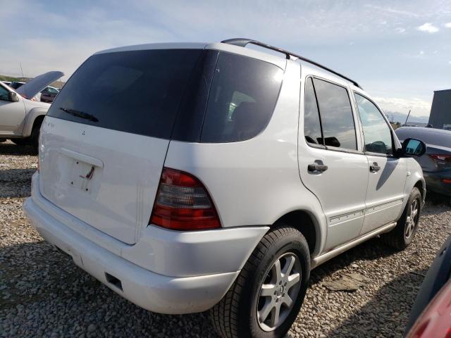 4JGAB72E9XA126566 - 1999 MERCEDES-BENZ ML 430 WHITE photo 3