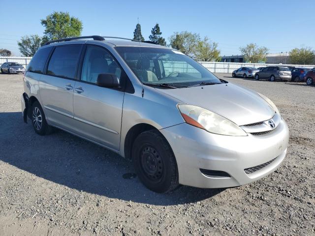 5TDKK4CC4AS325927 - 2010 TOYOTA SIENNA CE BEIGE photo 4