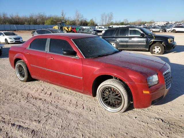 2C3KA43D29H552432 - 2009 CHRYSLER 300 LX RED photo 4