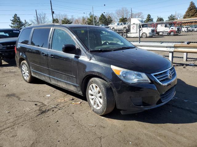 2C4RVABG6CR393618 - 2012 VOLKSWAGEN ROUTAN SE BLACK photo 4