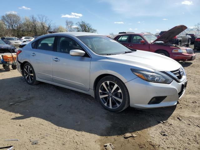 1N4AL3AP0GN331284 - 2016 NISSAN ALTIMA 2.5 SILVER photo 4