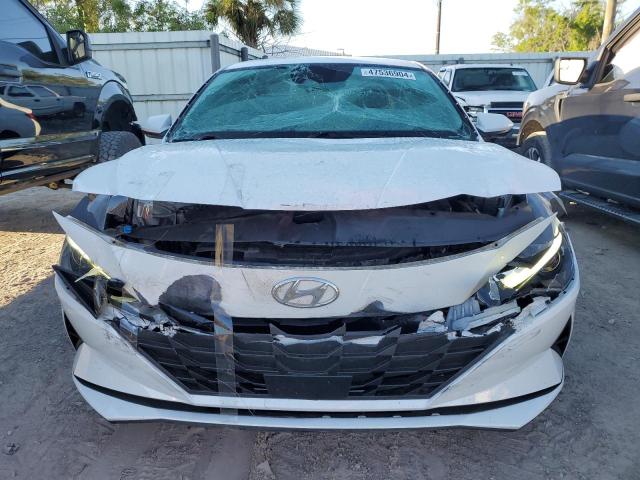 5NPLS4AG1MH002763 - 2021 HYUNDAI ELANTRA SEL WHITE photo 5