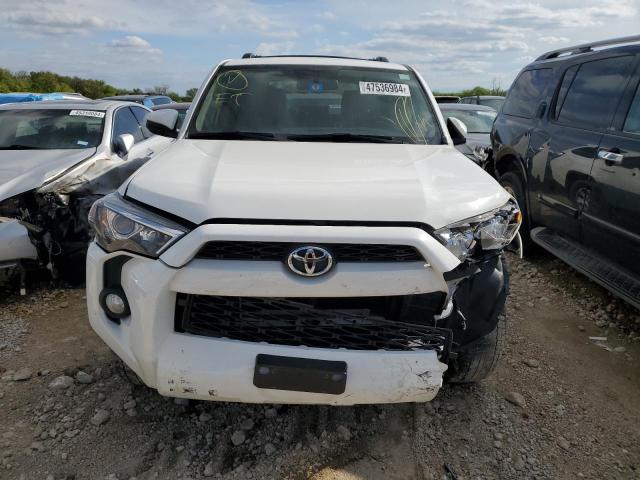 JTEZU5JR4K5209734 - 2019 TOYOTA 4RUNNER SR5 WHITE photo 5