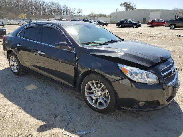 1G11D5RR9DF107521 - 2013 CHEVROLET MALIBU 1LT BLACK photo 4