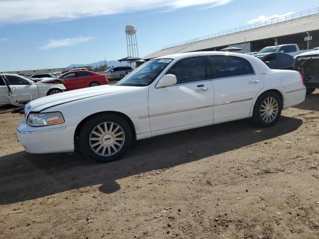 1LNHM81W83Y618676 - 2003 LINCOLN TOWN CAR EXECUTIVE WHITE photo 1