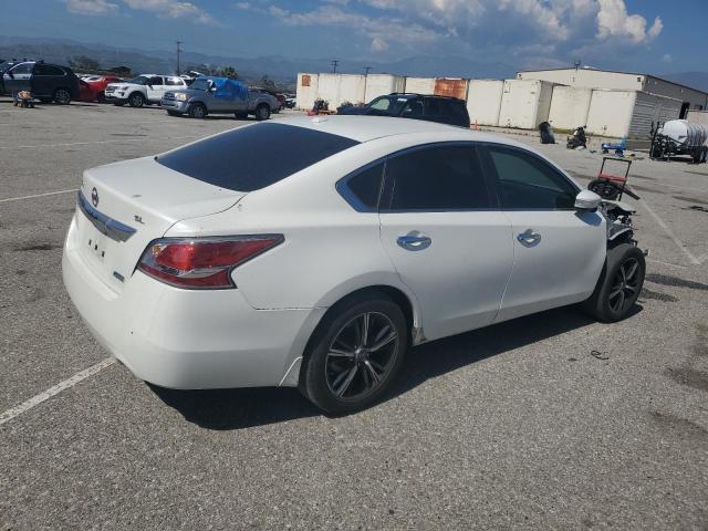 1N4AL3AP9FC132051 - 2015 NISSAN ALTIMA 2.5 WHITE photo 3