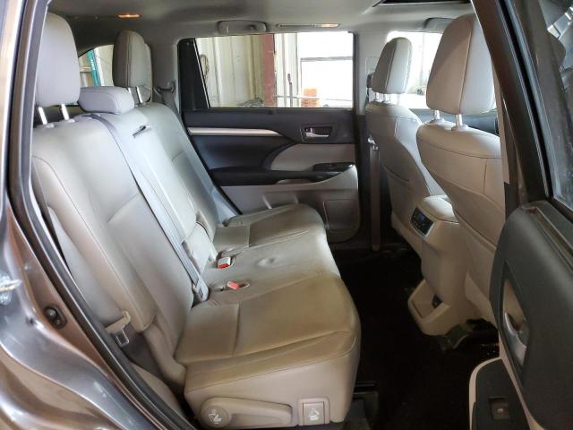 5TDJKRFH1GS272130 - 2016 TOYOTA HIGHLANDER XLE CHARCOAL photo 11