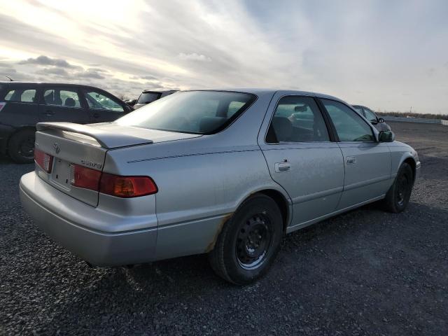 JT2BG22K810582518 - 2001 TOYOTA CAMRY CE SILVER photo 3