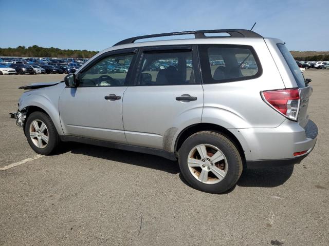 JF2SH6BC9AH774702 - 2010 SUBARU FORESTER XS Plata foto 2