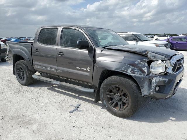 5TFJU4GN3FX077186 - 2015 TOYOTA TACOMA DOUBLE CAB PRERUNNER GRAY photo 4
