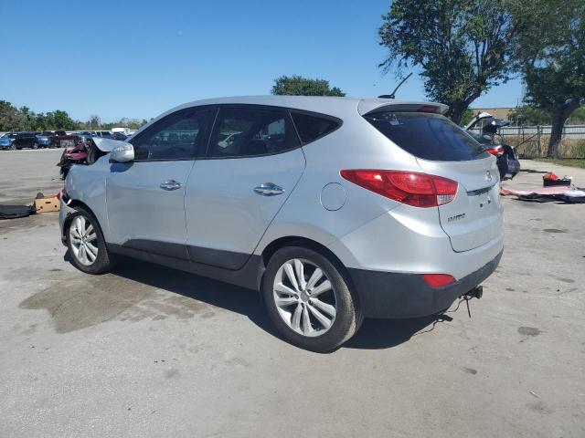 KM8JU3AC8DU712656 - 2013 HYUNDAI TUCSON GLS SILVER photo 2