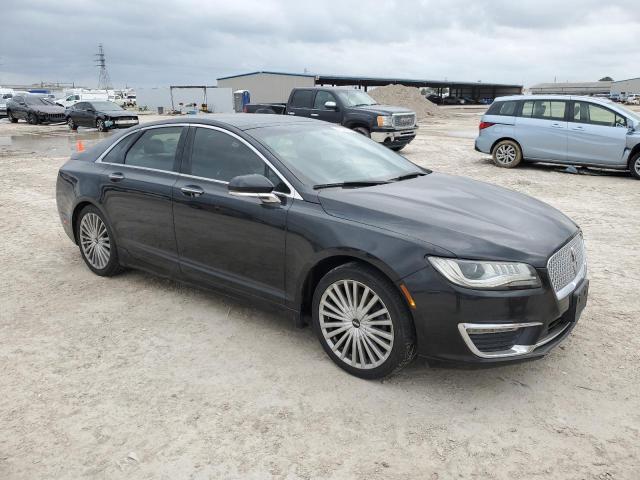 3LN6L5E90HR609523 - 2017 LINCOLN MKZ RESERVE შავი ფოტო 4