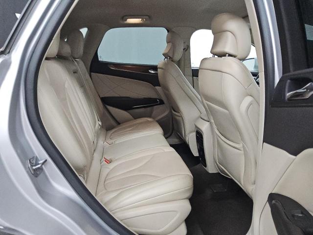 5LMCJ2C95KUL07846 - 2019 LINCOLN MKC SELECT Արծաթագույն լուսանկար 10
