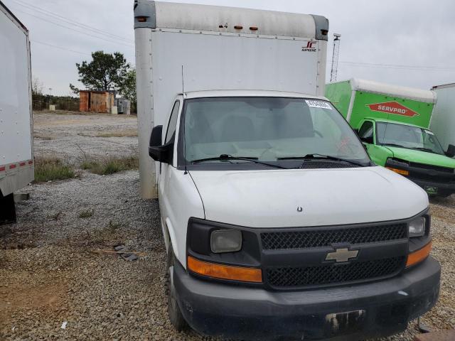 1GB3G4BGXD1153208 - 2013 CHEVROLET EXPRESS G3 WHITE photo 5