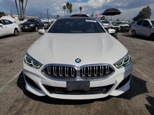 WBAGV4C01PCL65666 - 2023 BMW 840XI WHITE photo 5