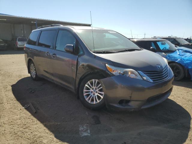 5TDYK3DC4BS163284 - 2011 TOYOTA SIENNA XLE CHARCOAL photo 4