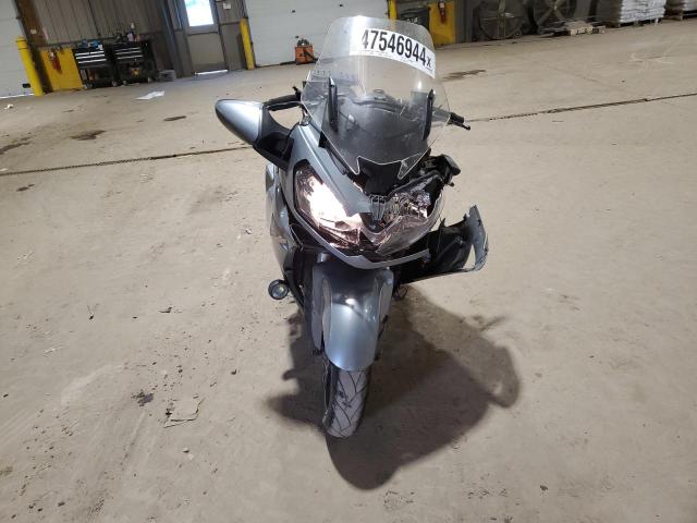 JKBZGNB188A006145 - 2008 KAWASAKI ZG1400 B SILVER photo 2