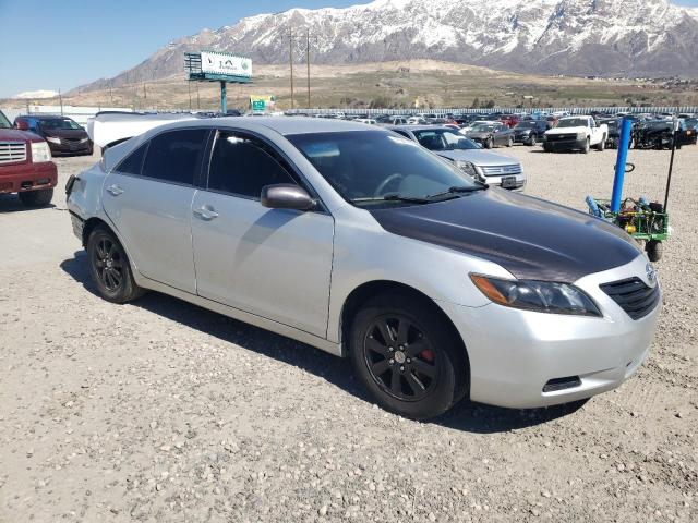 4T1BE46K17U684288 - 2007 TOYOTA CAMRY CE SILVER photo 4