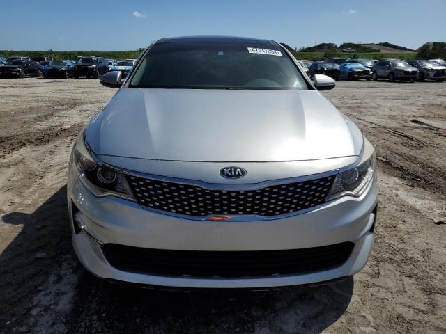 5XXGU4L3XGG117609 - 2016 KIA OPTIMA EX SILVER photo 5