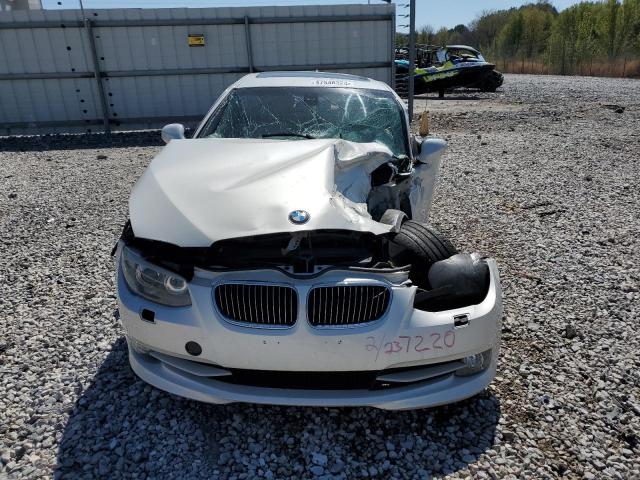 WBAKF3C54BE567220 - 2011 BMW 328 XI WHITE photo 5