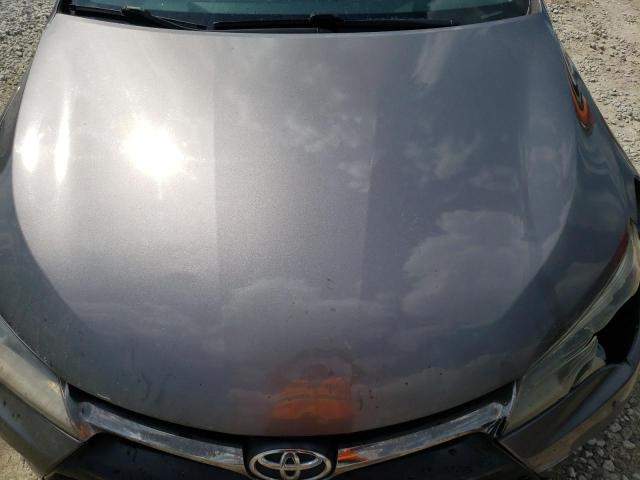 4T1BF1FK0FU079706 - 2015 TOYOTA CAMRY LE GRAY photo 11