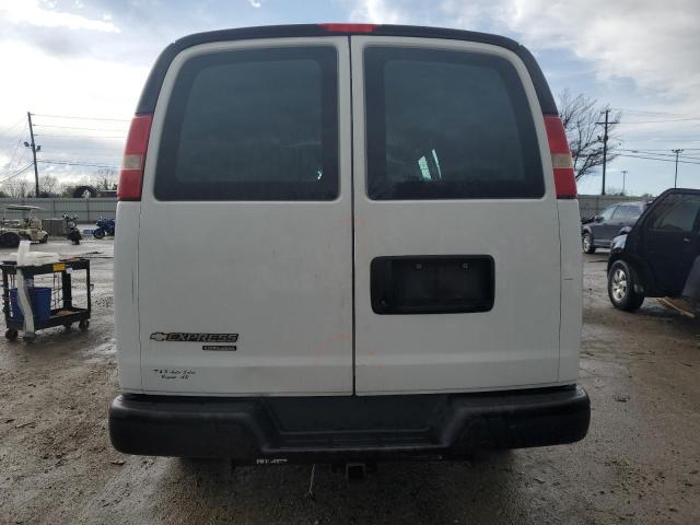 1GCWGGCF1F1177660 - 2015 CHEVROLET EXPRESS G2 WHITE photo 6