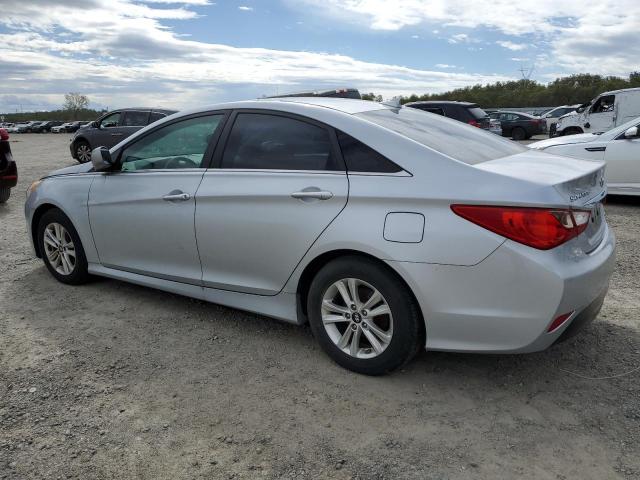 5NPEB4AC2EH852263 - 2014 HYUNDAI SONATA GLS SILVER photo 2