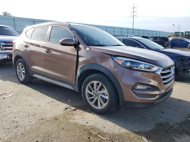 KM8J33A49HU526884 - 2017 HYUNDAI TUCSON LIMITED BROWN photo 4