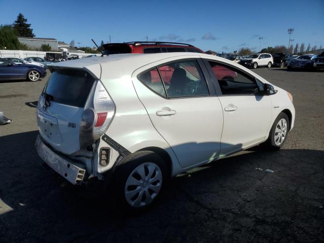 JTDKDTB37C1020086 - 2012 TOYOTA PRIUS C WHITE photo 3