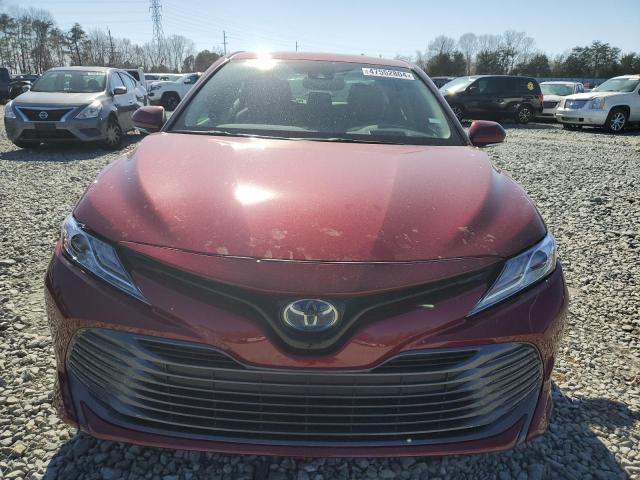 4T1B21HK5KU013204 - 2019 TOYOTA CAMRY HYBRID RED photo 5