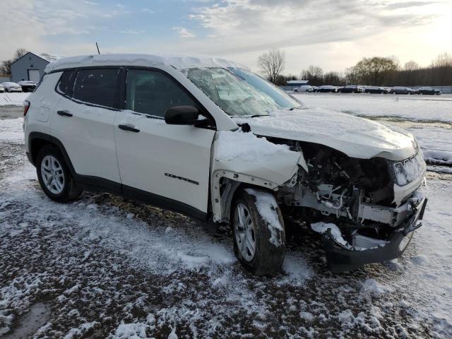 3C4NJCABXJT318975 - 2018 JEEP COMPASS SPORT WHITE photo 4