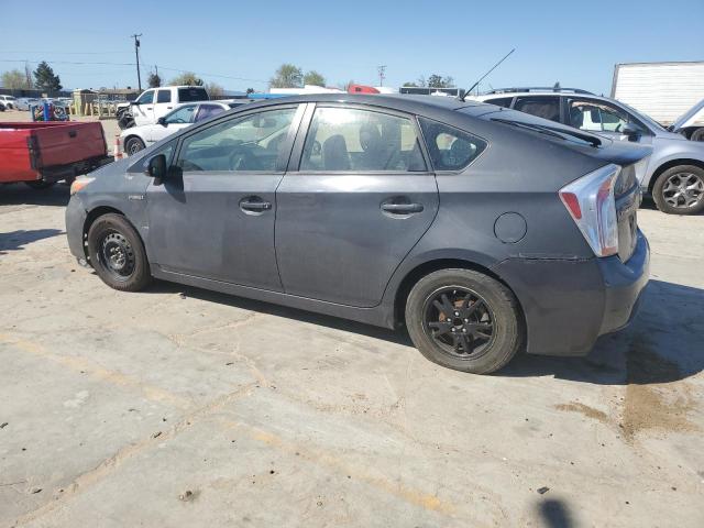 JTDKN3DU6F0405927 - 2015 TOYOTA PRIUS GRAY photo 2