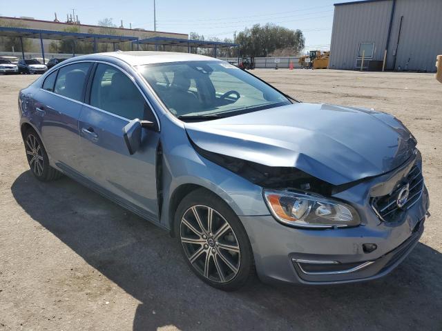 LYV402HK5HB139882 - 2017 VOLVO S60 PREMIER BLUE photo 4