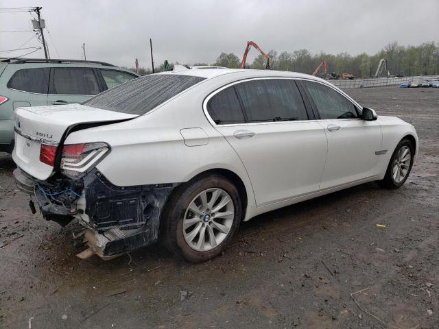 WBAYF4C56DDE23602 - 2013 BMW 740 LXI WHITE photo 3