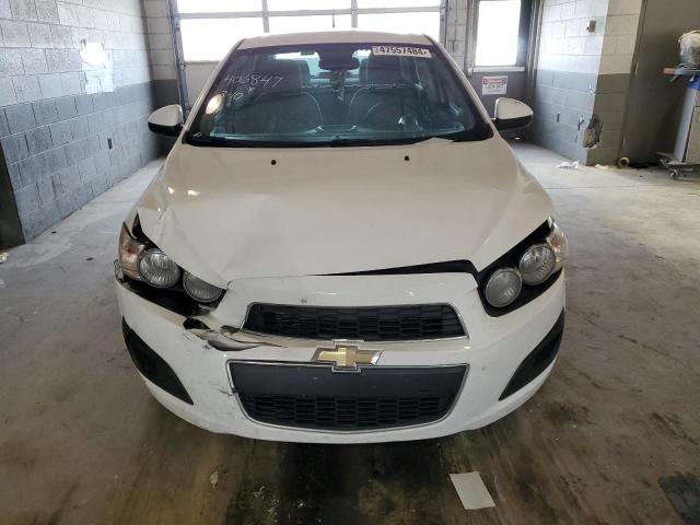 1G1JA5SH3D4181278 - 2013 CHEVROLET SONIC LS WHITE photo 5