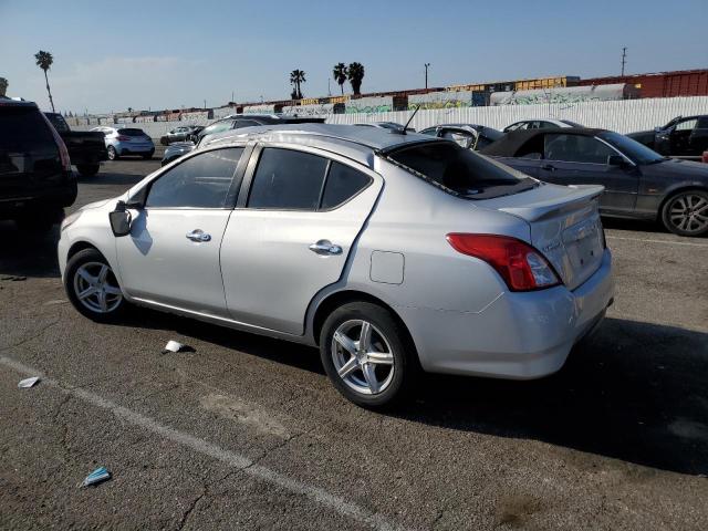 3N1CN7APXHL825631 - 2017 NISSAN VERSA S SILVER photo 2