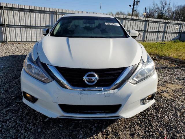 1N4AL3AP1JC177266 - 2018 NISSAN ALTIMA 2.5 WHITE photo 5