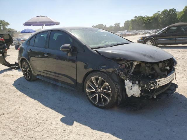 5YFS4RCE7LP032494 - 2020 TOYOTA COROLLA SE BLACK photo 4