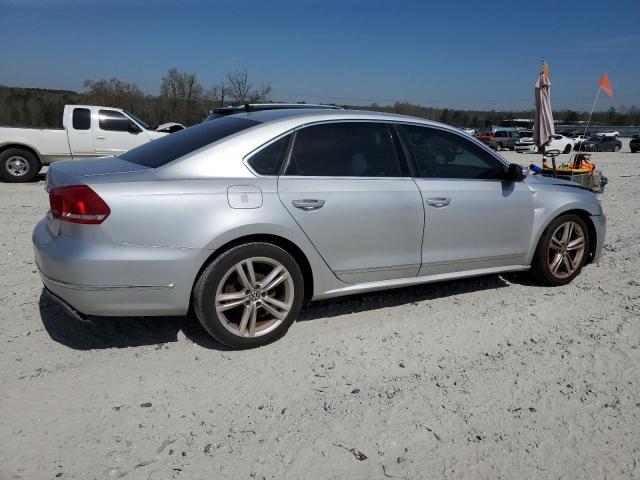 1VWCN7A30CC041390 - 2012 VOLKSWAGEN PASSAT SEL SILVER photo 3