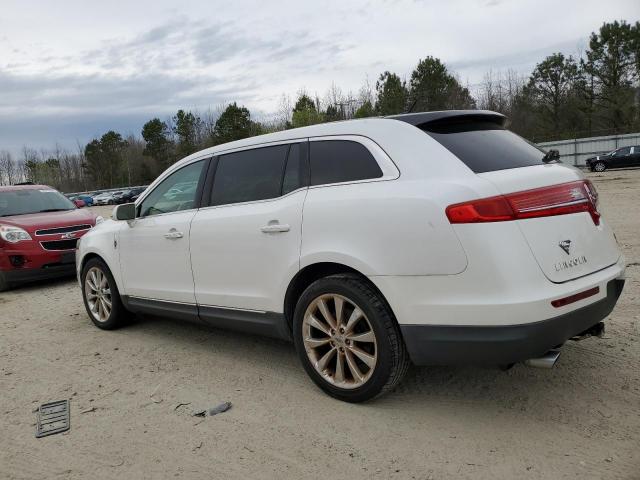 2LMHJ5AT3ABJ17710 - 2010 LINCOLN MKT WHITE photo 2