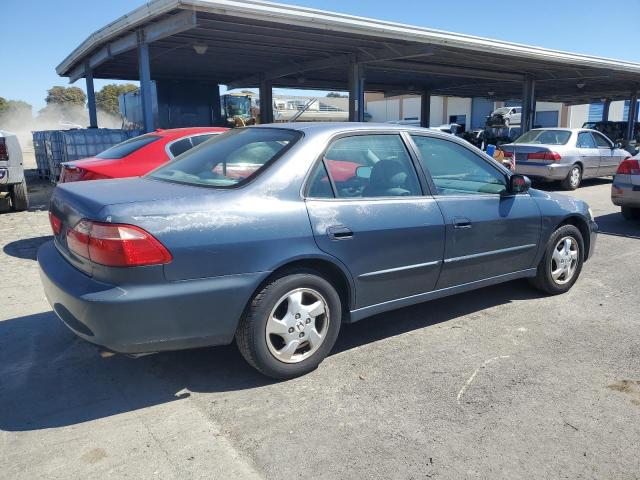 1HGCG6675WA051062 - 1998 HONDA ACCORD EX BLUE photo 3