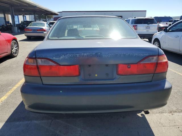 1HGCG6675WA051062 - 1998 HONDA ACCORD EX BLUE photo 6