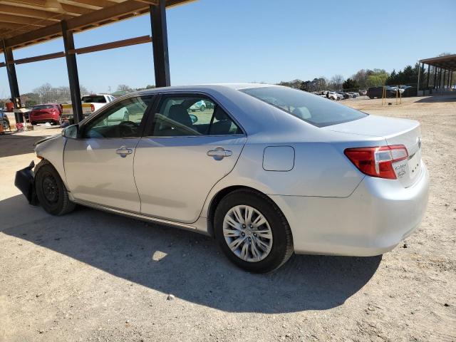 4T1BF1FK4CU095726 - 2012 TOYOTA CAMRY BASE SILVER photo 2