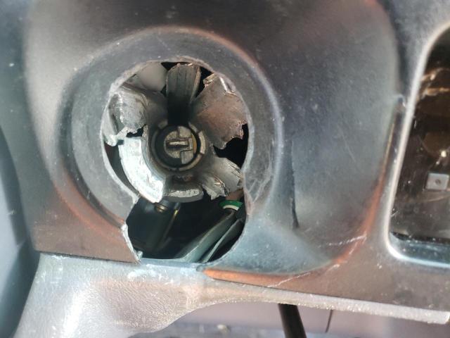 4TASN92N6YZ623648 - 2000 TOYOTA TACOMA XTRACAB PRERUNNER ვერცხლისფერი ფოტო 9