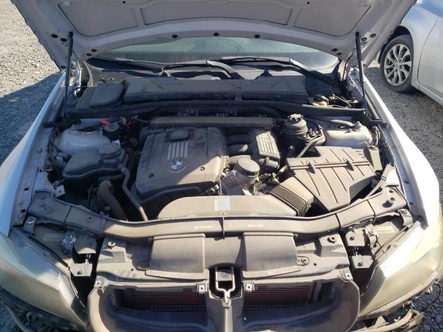 WBAPK5C58BA658771 - 2011 BMW 328 XI SULEV SILVER photo 11