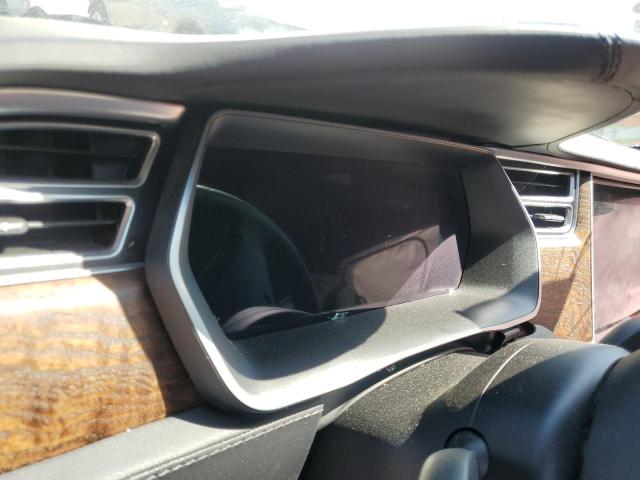 5YJSA1E27JF243670 - 2018 TESLA MODEL S Gümüş foto 9