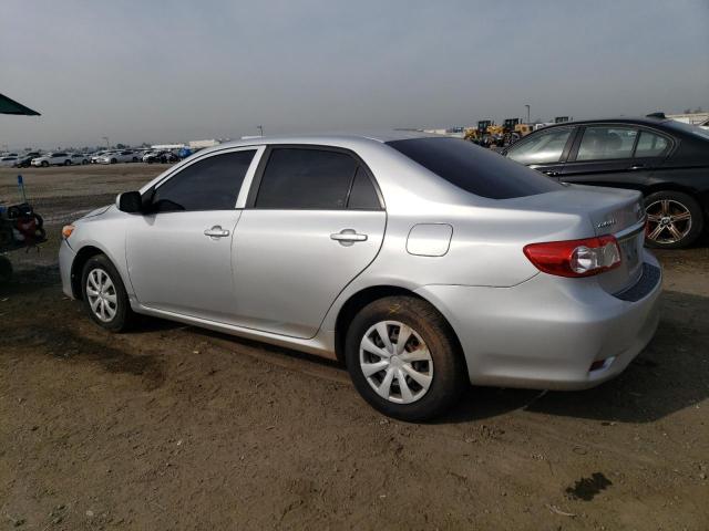 2T1BU4EE3BC647641 - 2011 TOYOTA COROLLA BASE SILVER photo 2